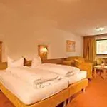 Garni Alpenjuwel 4*