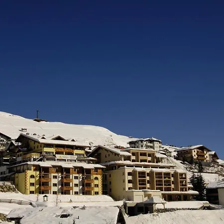 Garni Alpenjuwel Ξενοδοχείο 4*