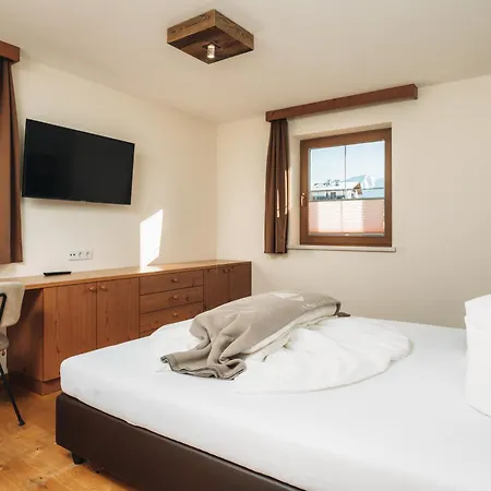 Garni Alpenjuwel Hotel Serfaus