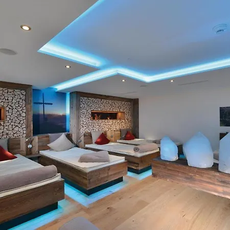 Garni Alpenjuwel Otel