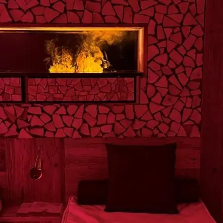 Garni Alpenjuwel Otel Serfaus