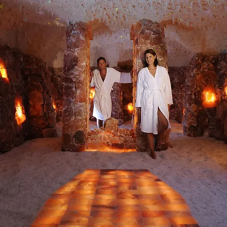 Garni Alpenjuwel Otel 4*