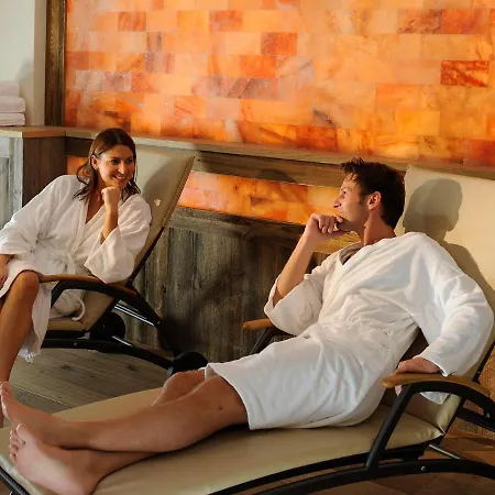 Garni Alpenjuwel Otel Serfaus